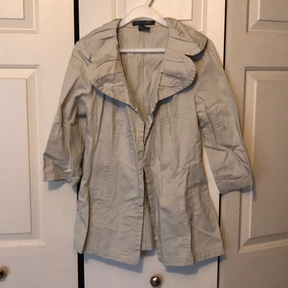 Beige lightweight jacket